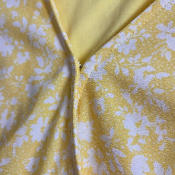 LC Lauren Conrad Modern Wrap Mini Dress Flutter Sleeve Medium Butter Yellow - Picture 6 of 11